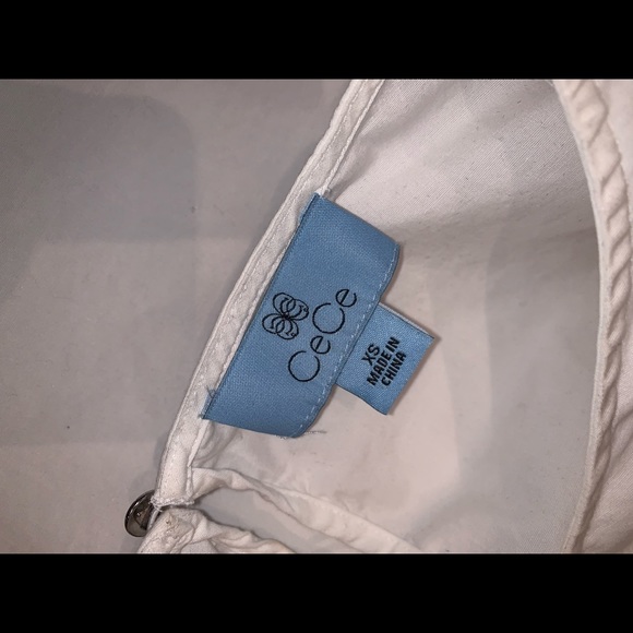 CeCe Ruffle Sleeve Poplin Top - Picture 4 of 4